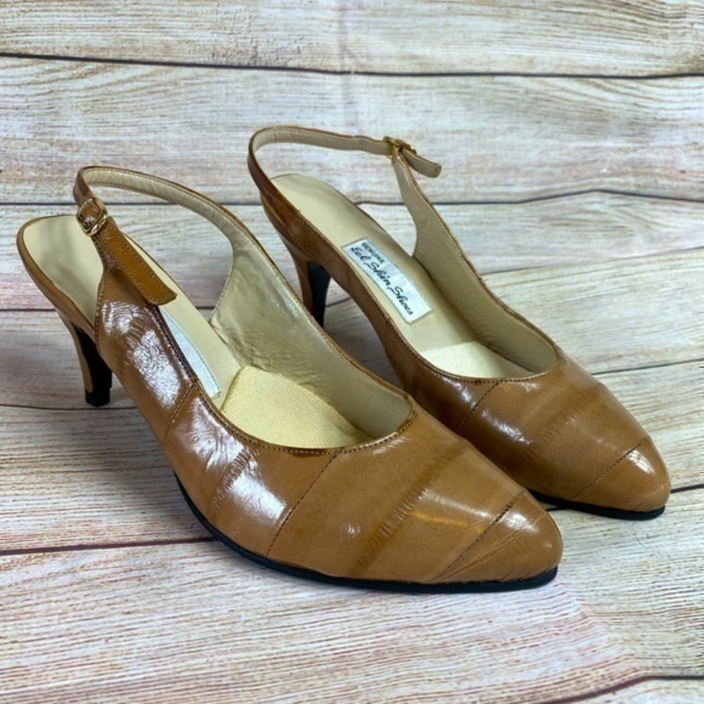 Vintage 70s/80s eel skin leather heels. Brown. Size 6.5